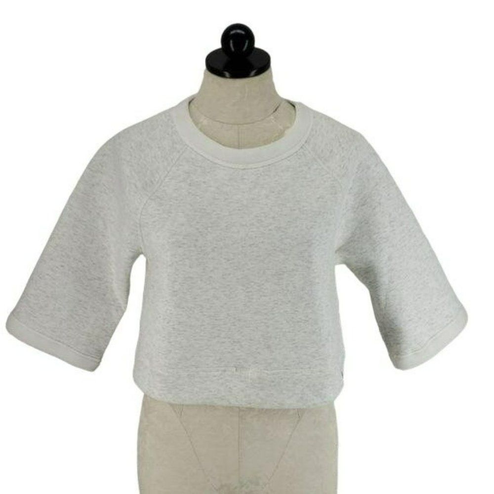 New Balance Reversible‎ Relaxed white XS sweater